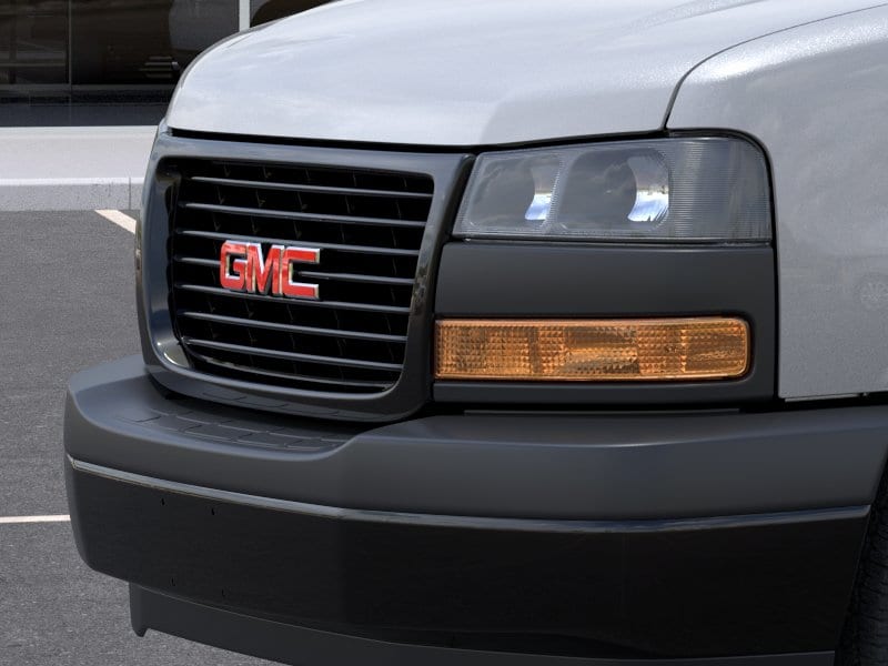 2025 GMC Savana Cargo Work Van - Photo 37