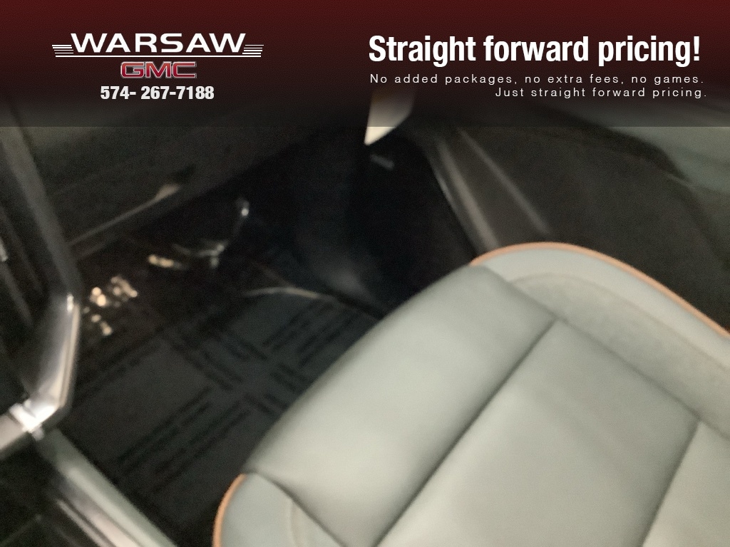 2026 GMC Acadia AT4 - Photo 24