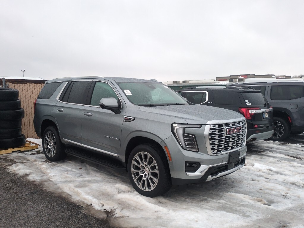 Used 2025 GMC Yukon Denali SUV