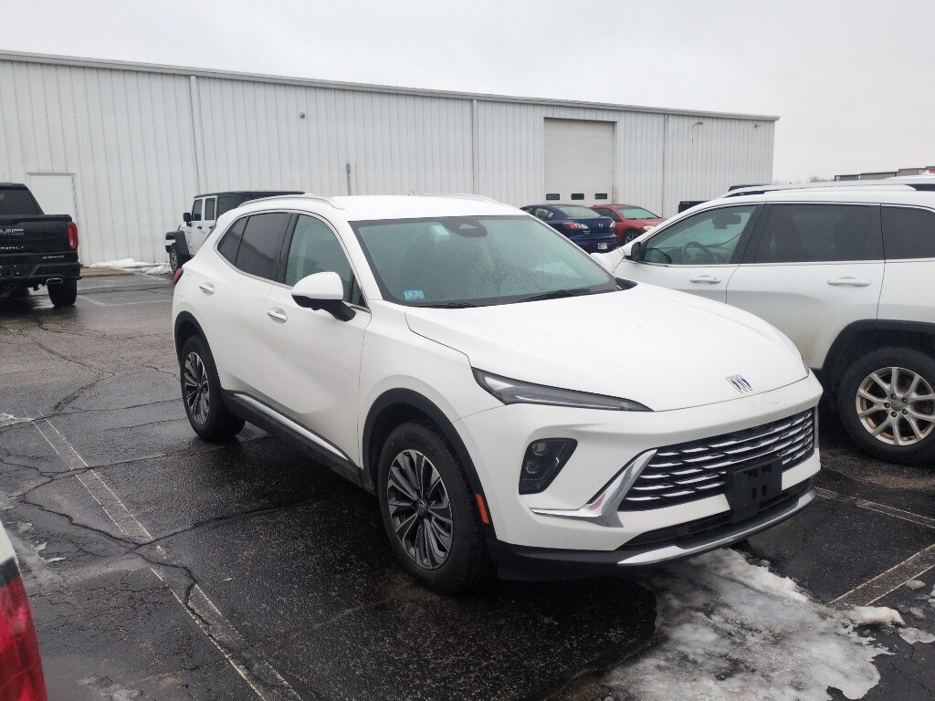 Used 2025 Buick Envision Preferred SUV