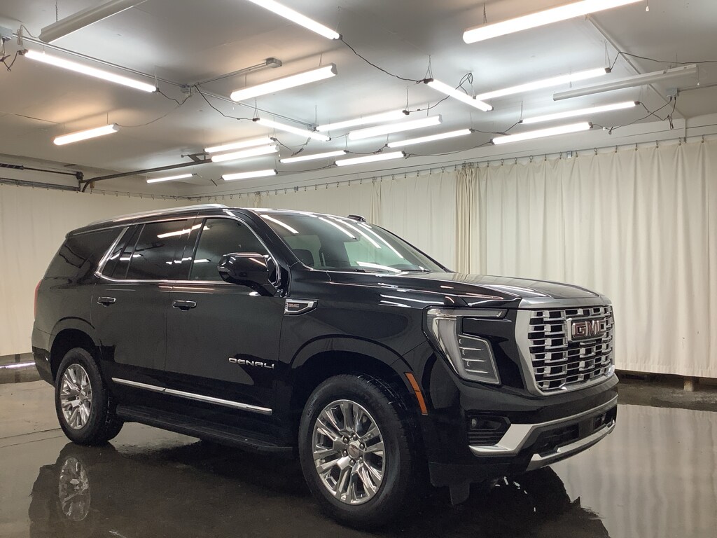 2025 Gmc Yukon Denali photo 2