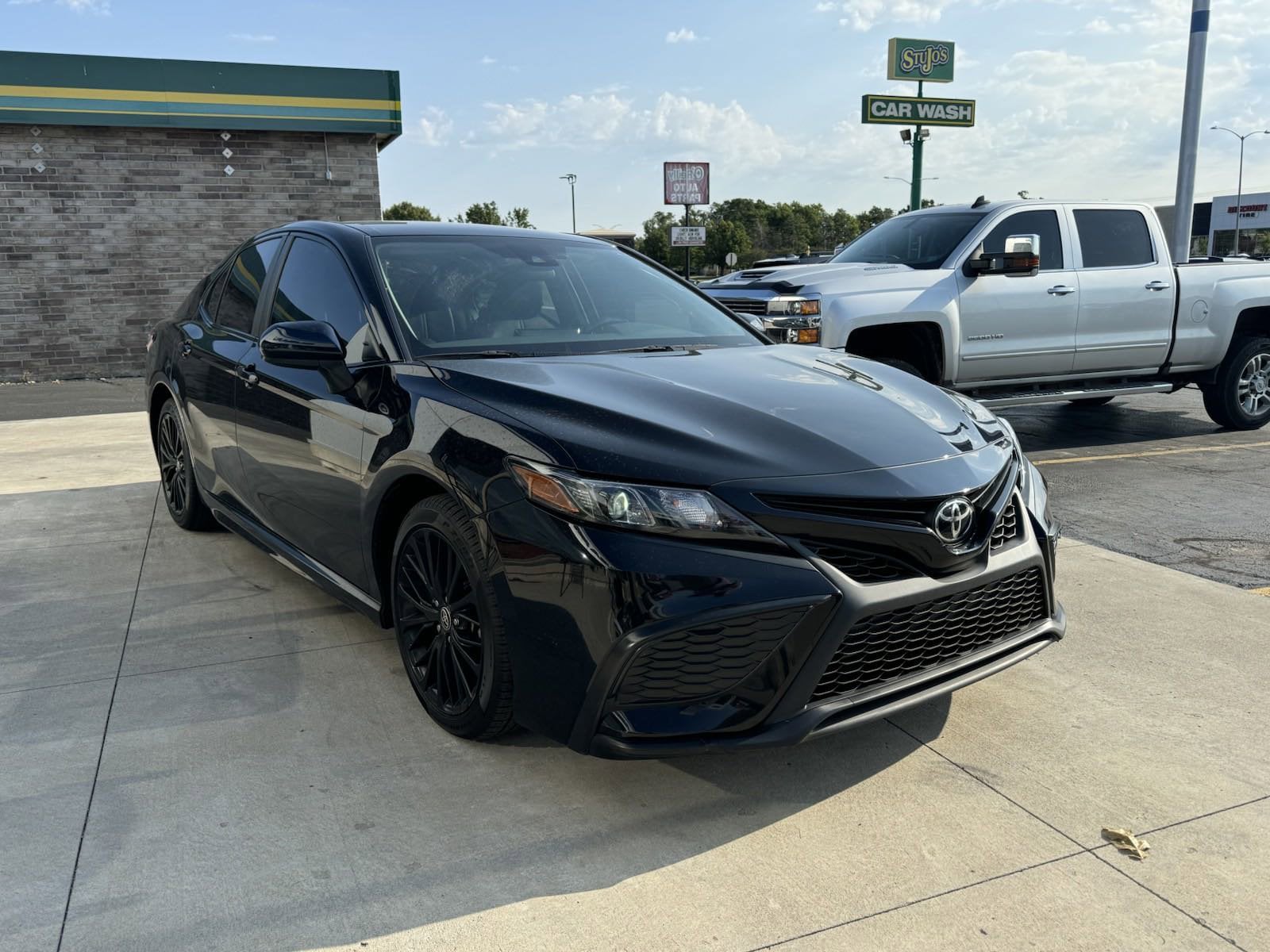 Used 2021 Toyota Camry SE Nightshade with VIN 4T1G11AK0MU491455 for sale in Salina, KS