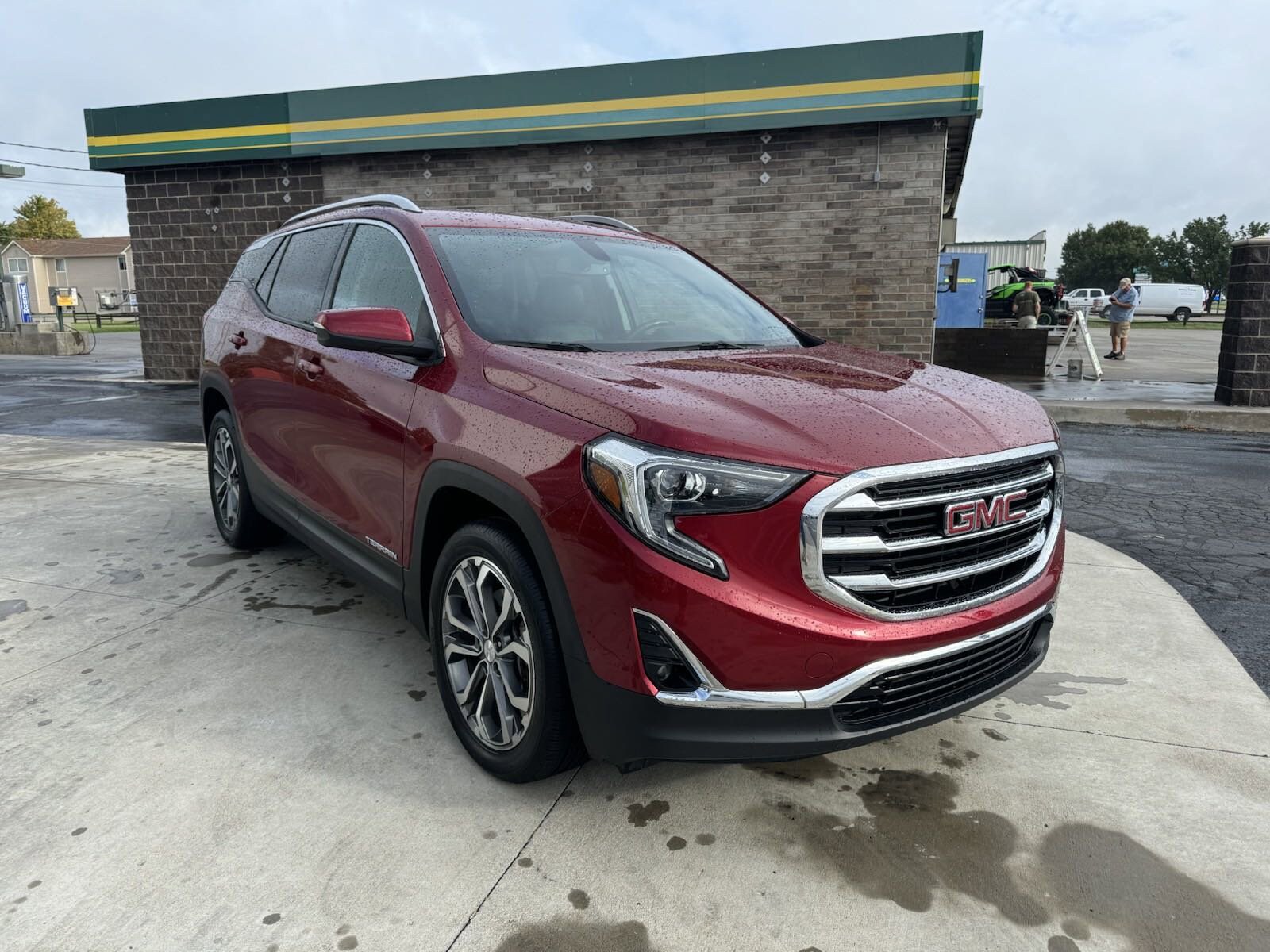 Used 2019 GMC Terrain SLT with VIN 3GKALPEX3KL295552 for sale in Salina, KS