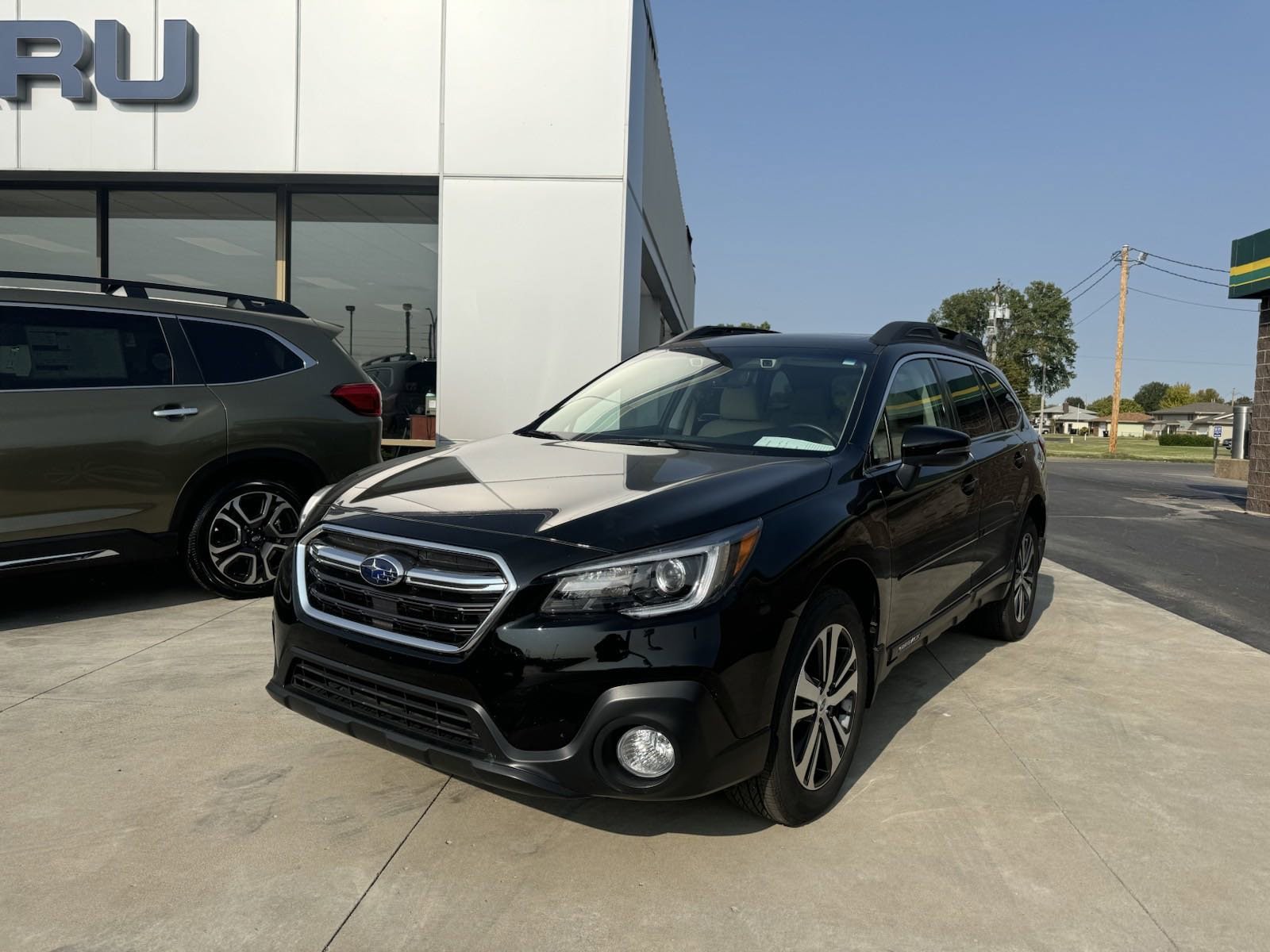 Used 2019 Subaru Outback Limited with VIN 4S4BSENC2K3229148 for sale in Salina, KS