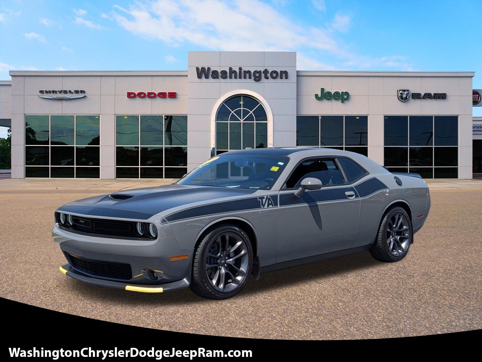 2023 Dodge Challenger R/T's photo