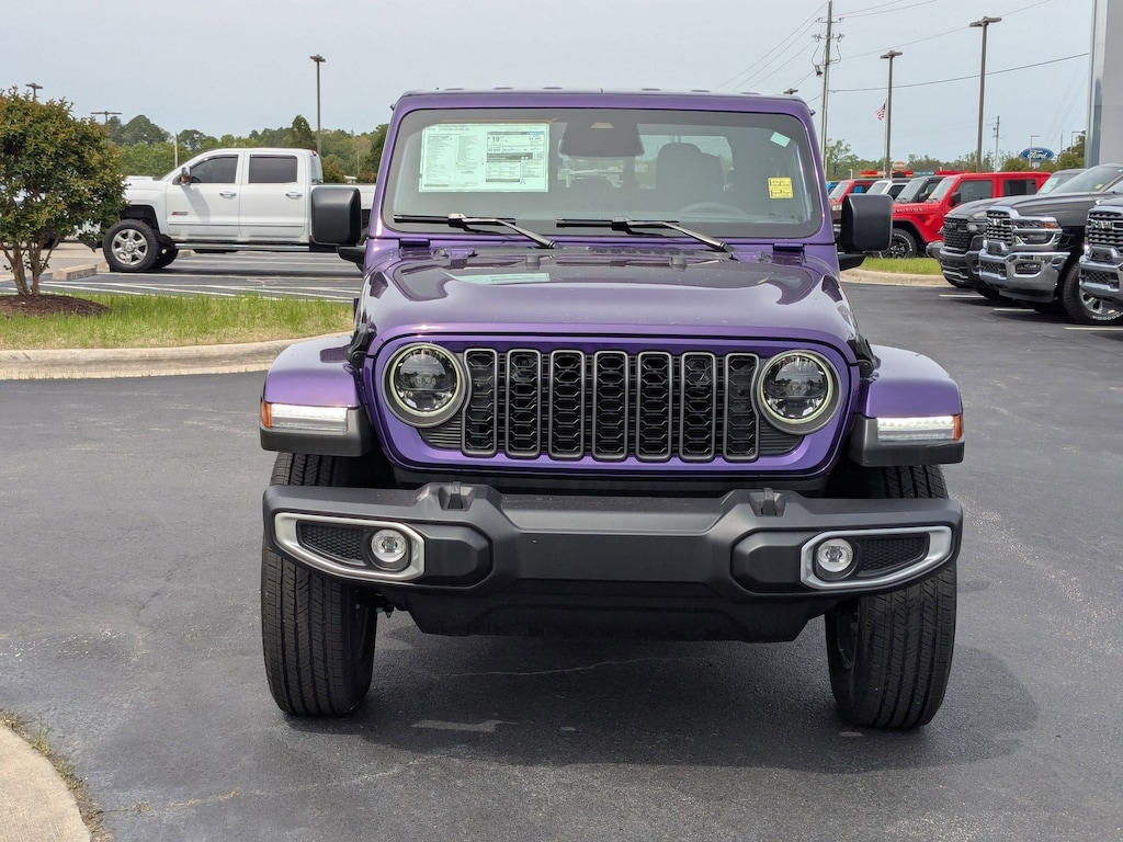 New 2026 Jeep Gladiator Sport Pickup