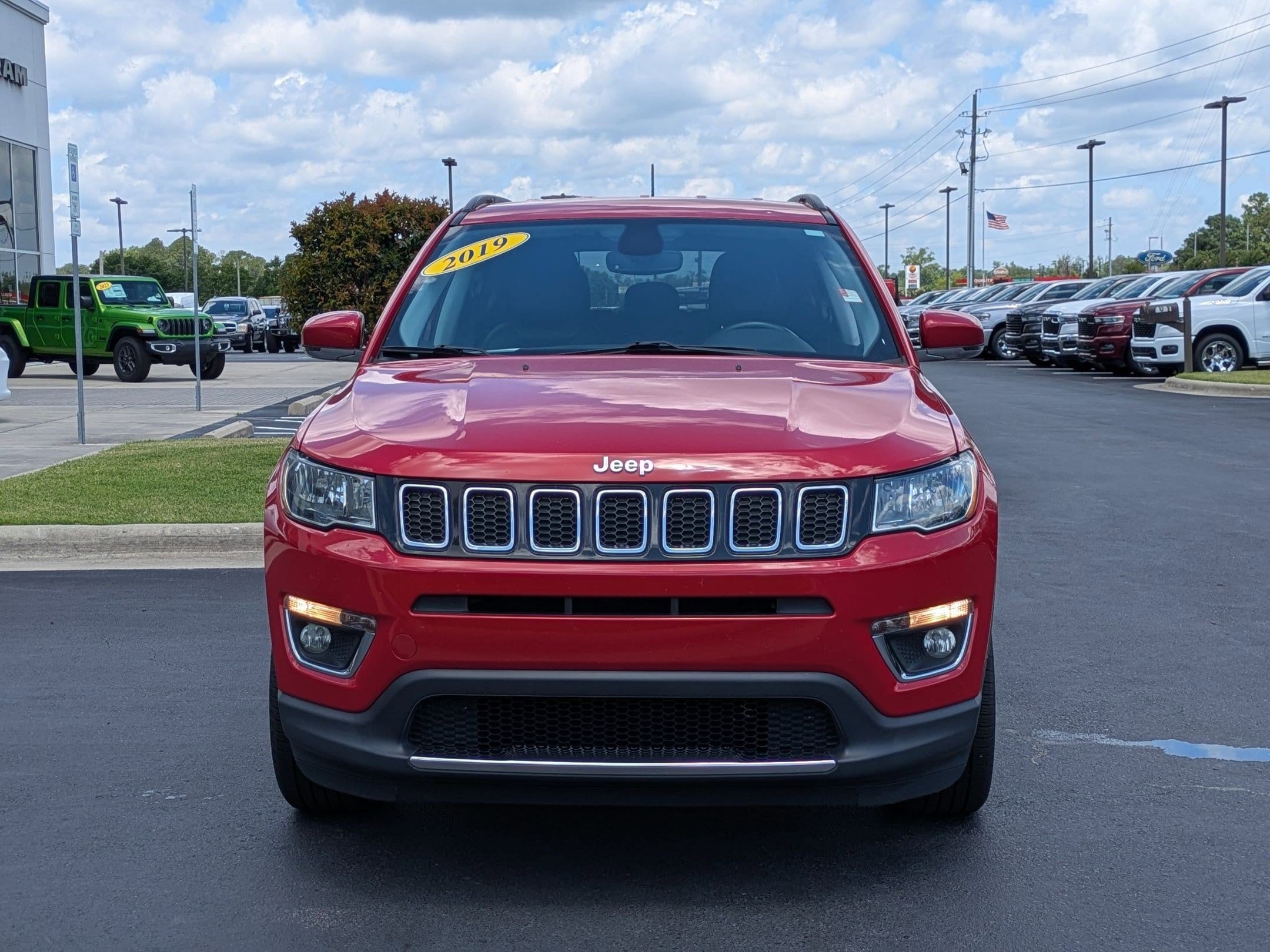 Used 2019 Jeep Compass Limited with VIN 3C4NJDCB3KT639275 for sale in Washington, NC