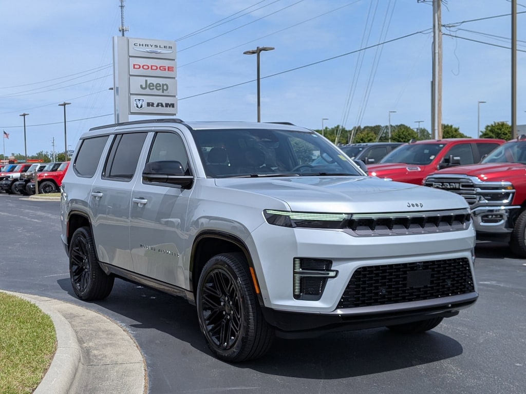 New 2026 Jeep Grand Wagoneer Limited Sport Utility
