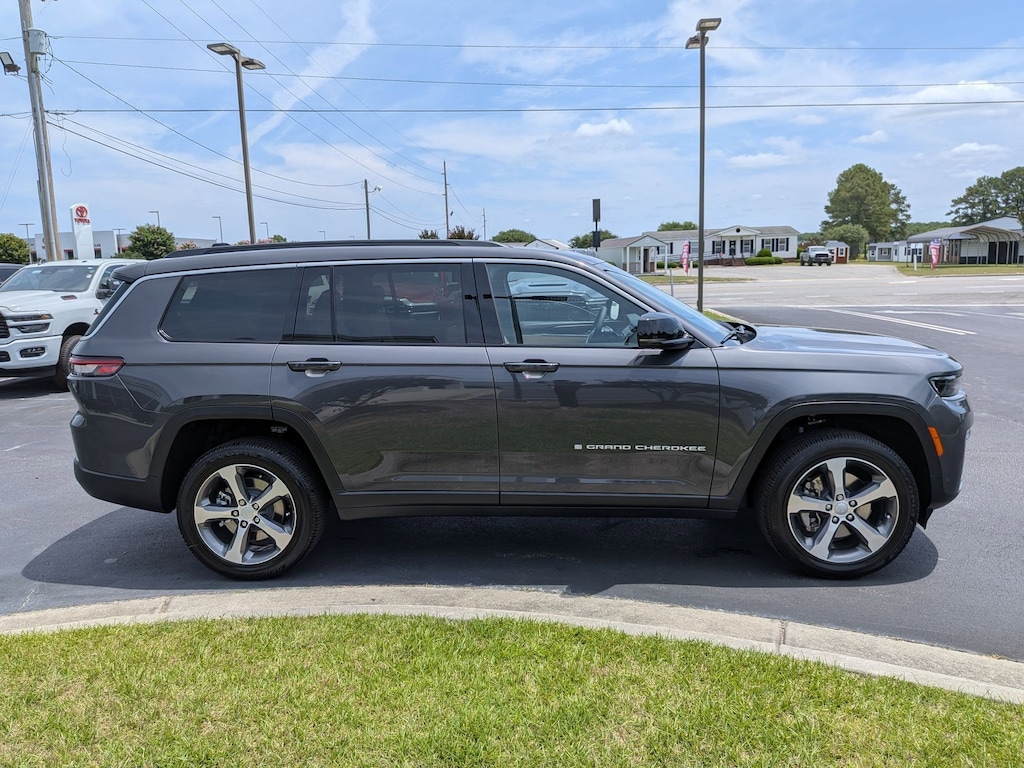 New 2026 Jeep Grand Cherokee L Limited Sport Utility