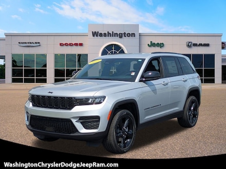 2025 Jeep Grand Cherokee Laredo Sport Utility