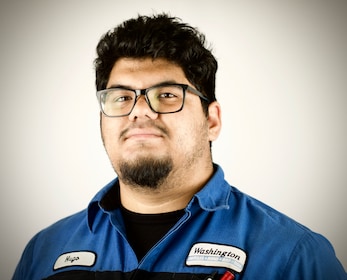 Staff member Hugo Chaires-Almejo from fcc8cb3b1e2e