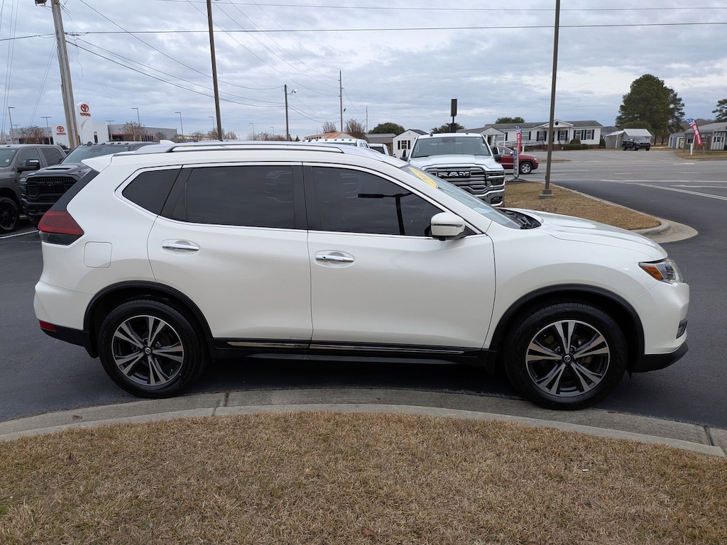 Used 2018 Nissan Rogue SL SUV