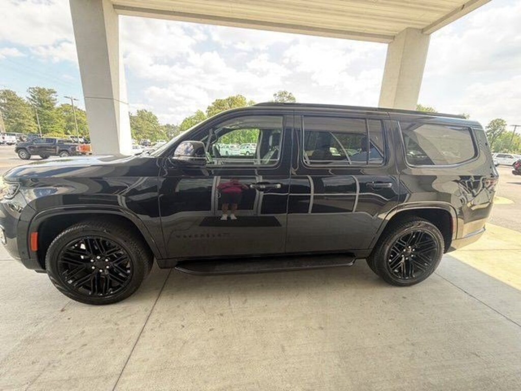 Used 2024 Jeep Wagoneer Series II SUV