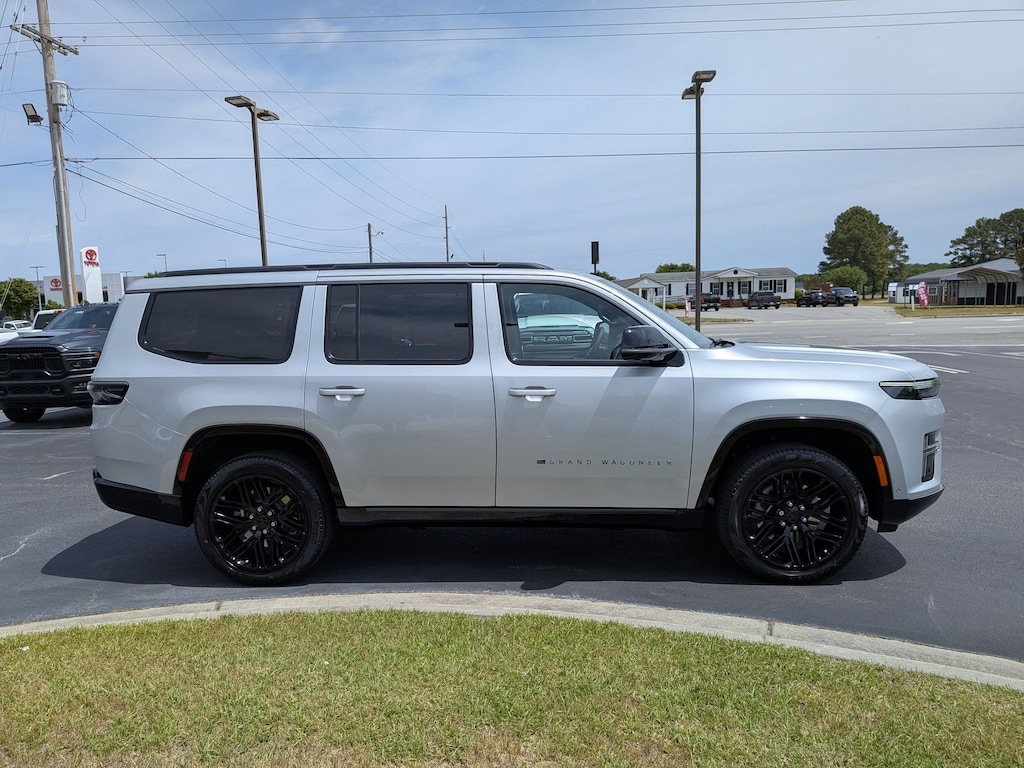 New 2026 Jeep Grand Wagoneer Limited Sport Utility