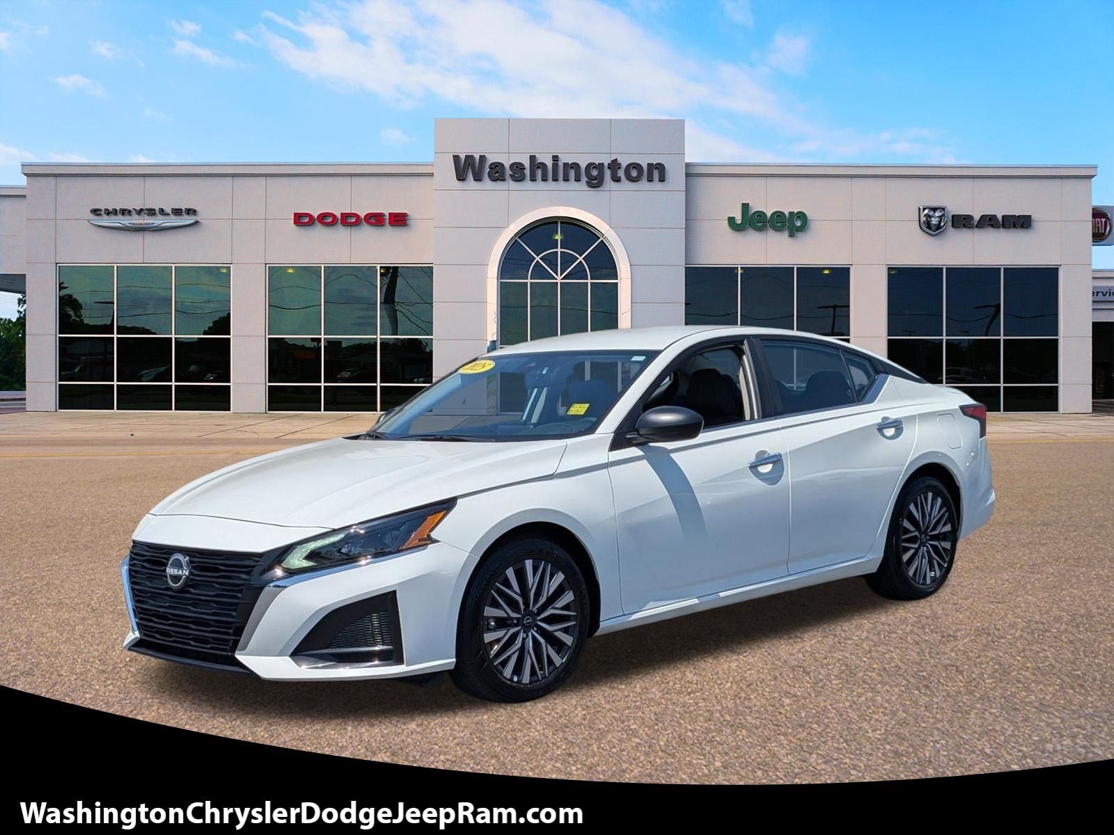 2025 Nissan Altima SV