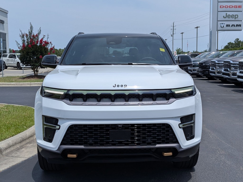 New 2026 Jeep Grand Wagoneer Base Sport Utility