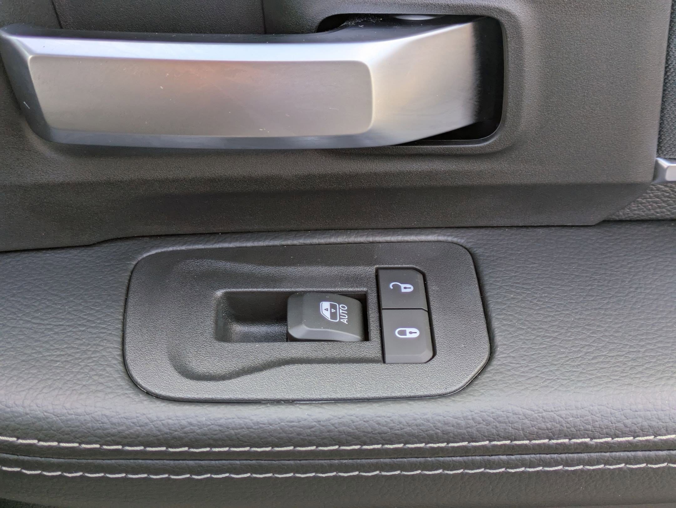 2026 RAM 2500 Big Horn - Photo 36