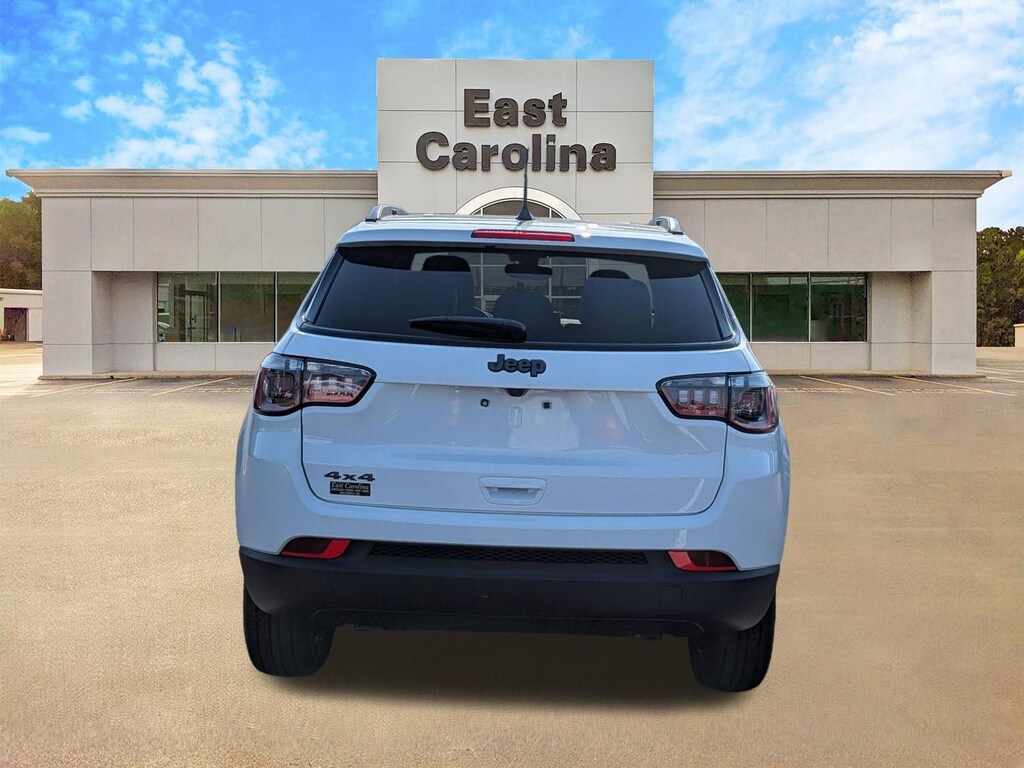 New 2026 Jeep Compass Latitude Sport Utility