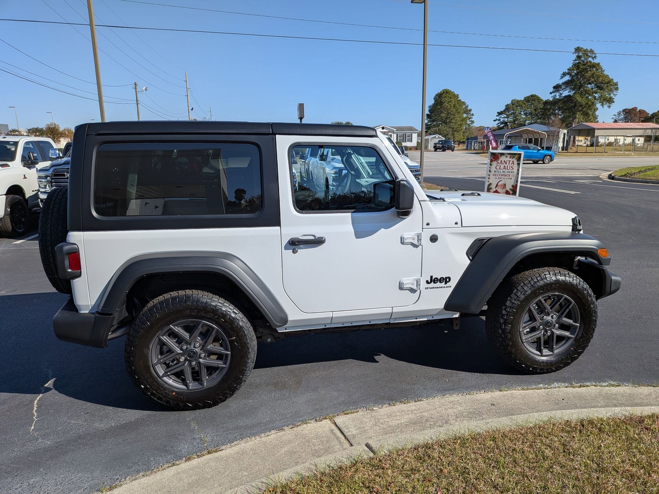 2026 Jeep Wrangler Sport photo 4