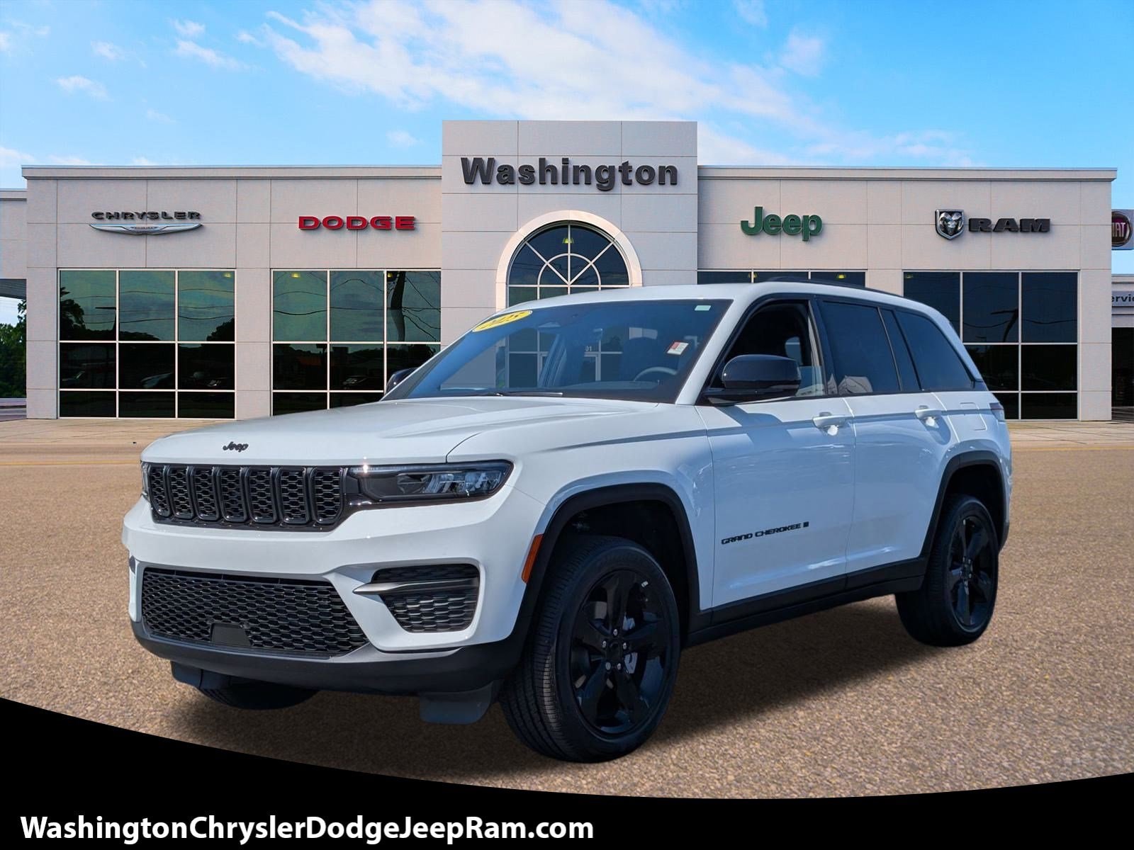 2025 Jeep Grand Cherokee Altitude's photo