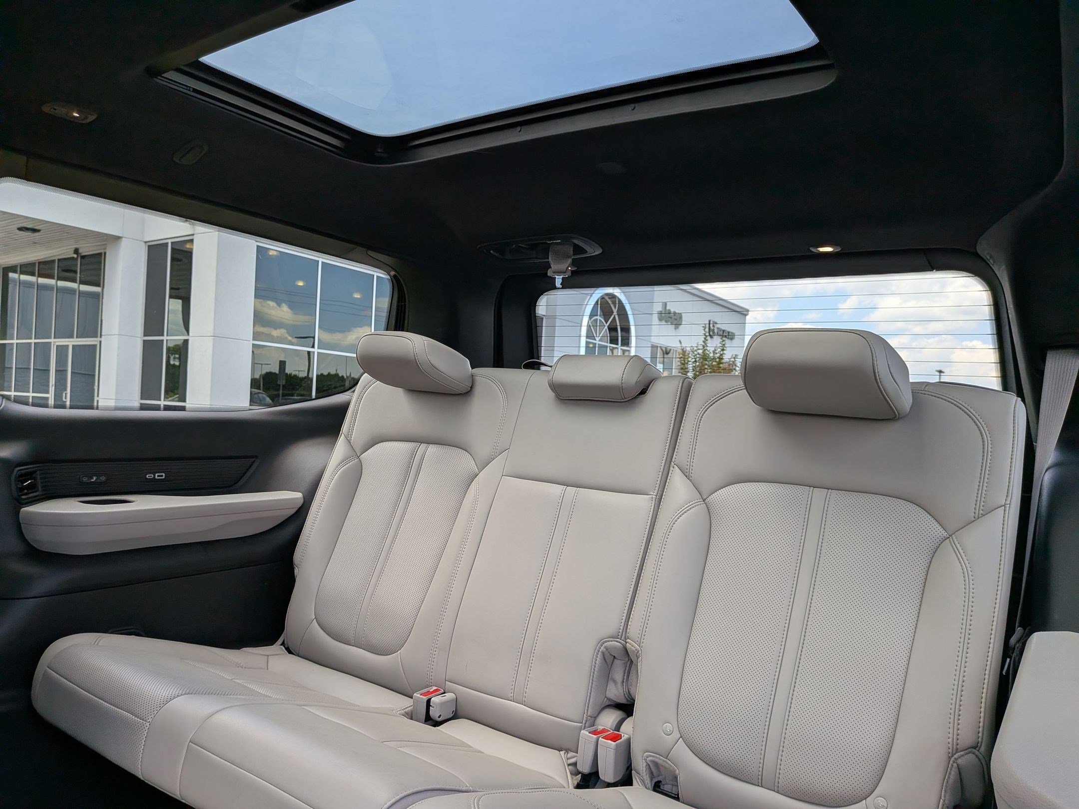 2025 Jeep Wagoneer Series III - Photo 19