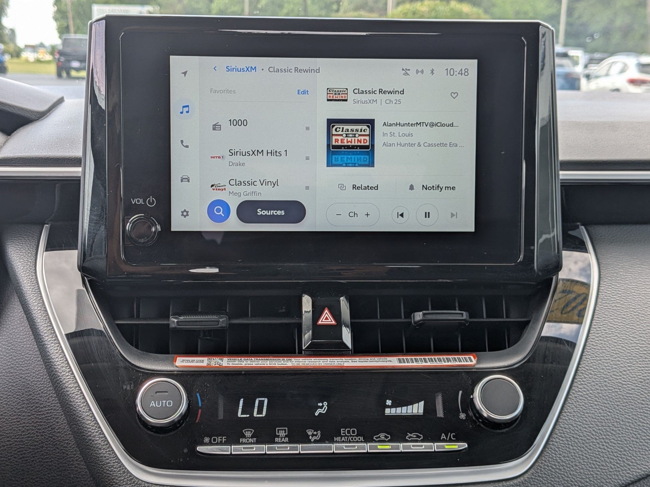 2025 Toyota Corolla LE - Photo 15