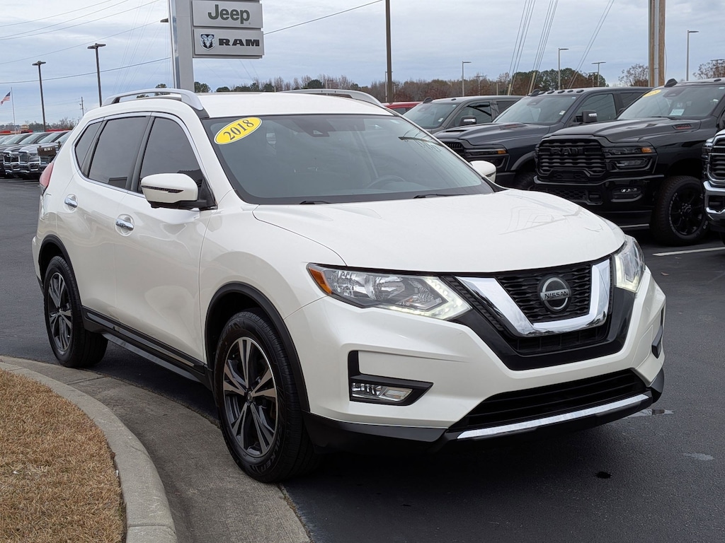 Used 2018 Nissan Rogue SL SUV