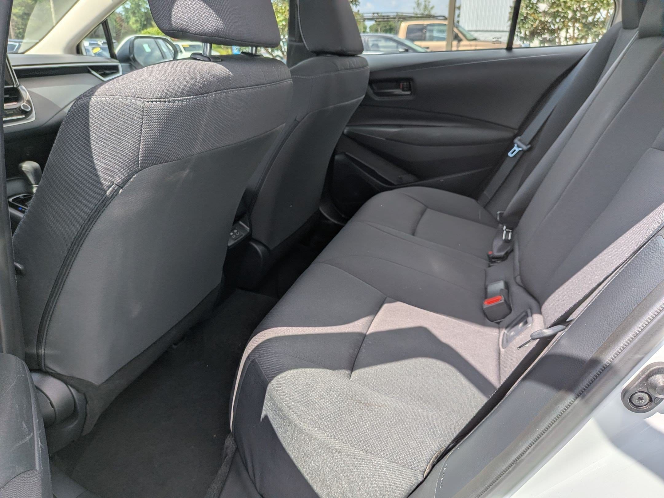 2025 Toyota Corolla LE - Photo 18