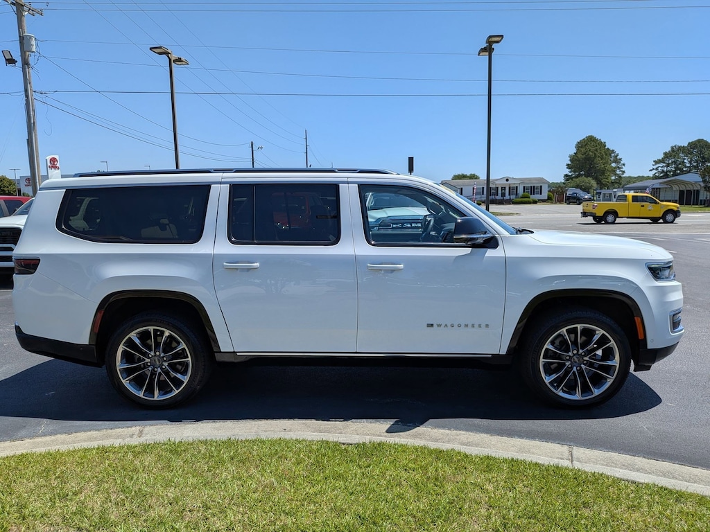 Used 2024 Jeep Wagoneer L Series III SUV