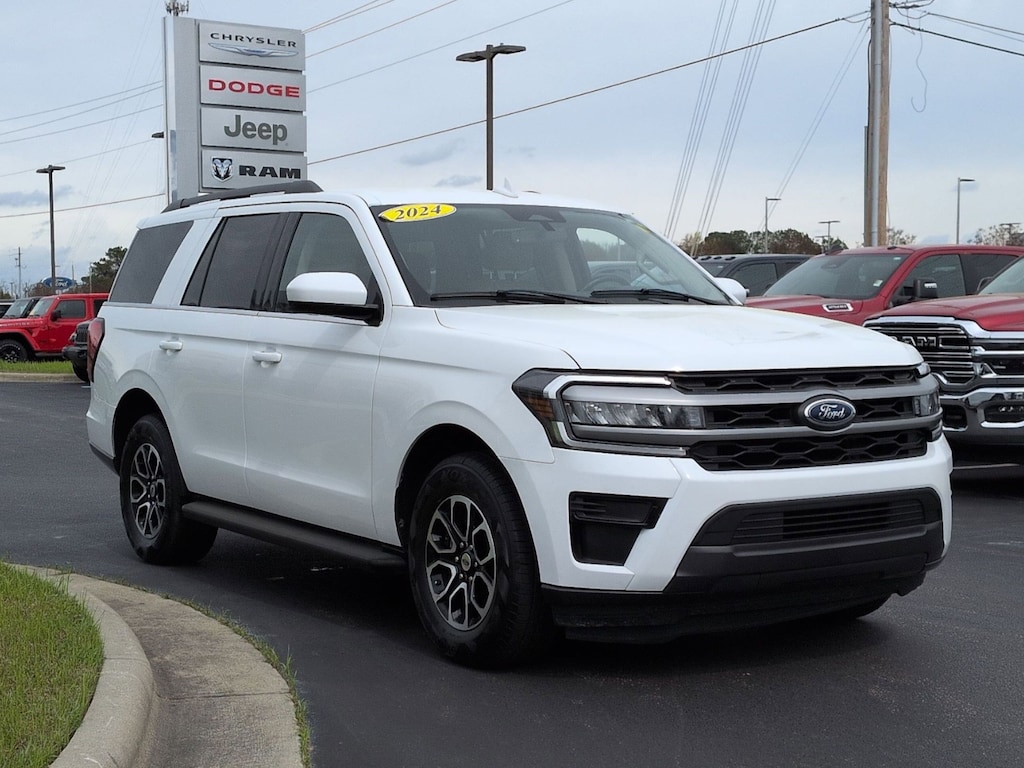 Used 2024 Ford Expedition XLT SUV