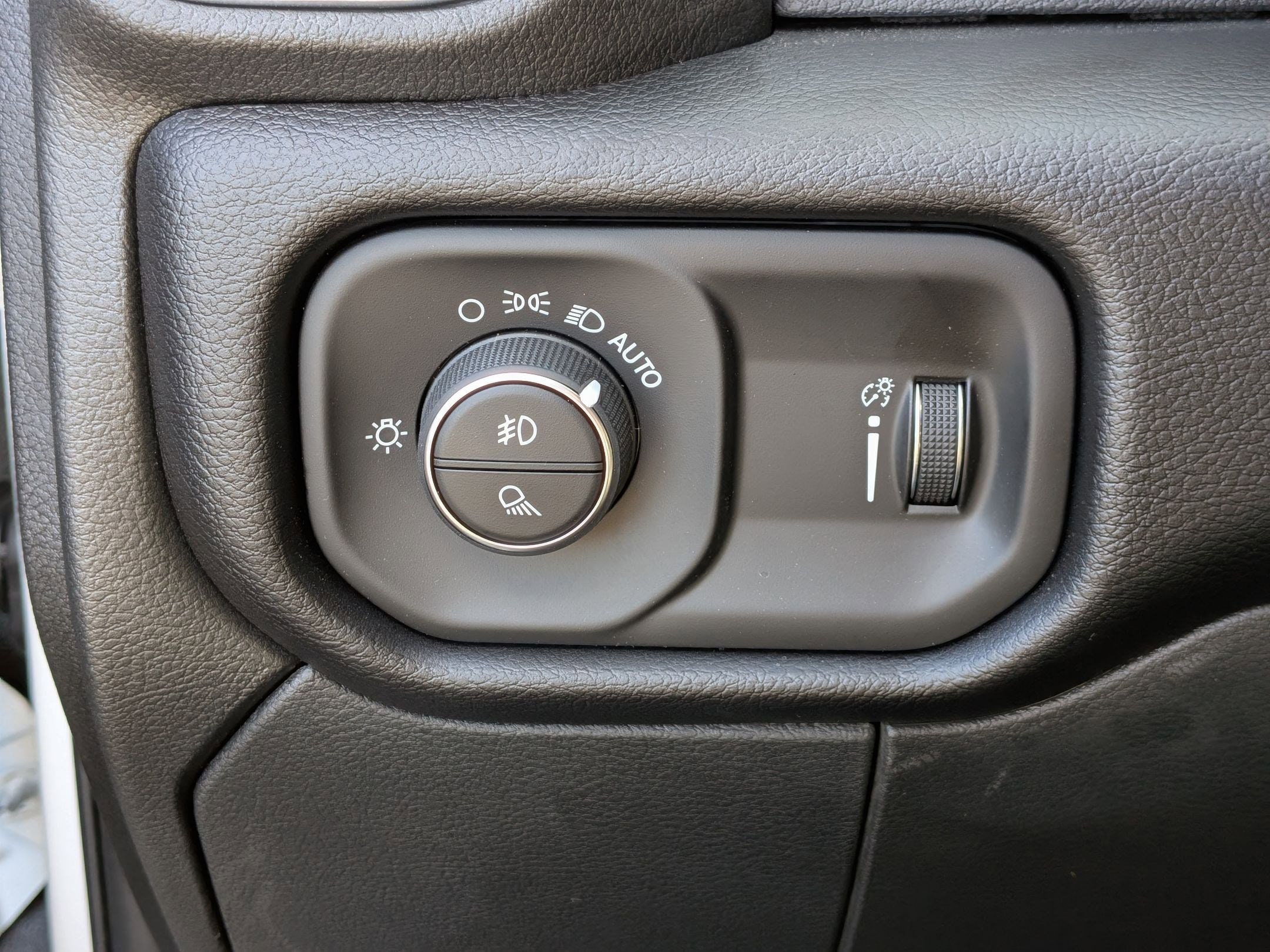 2026 RAM 2500 Big Horn - Photo 14