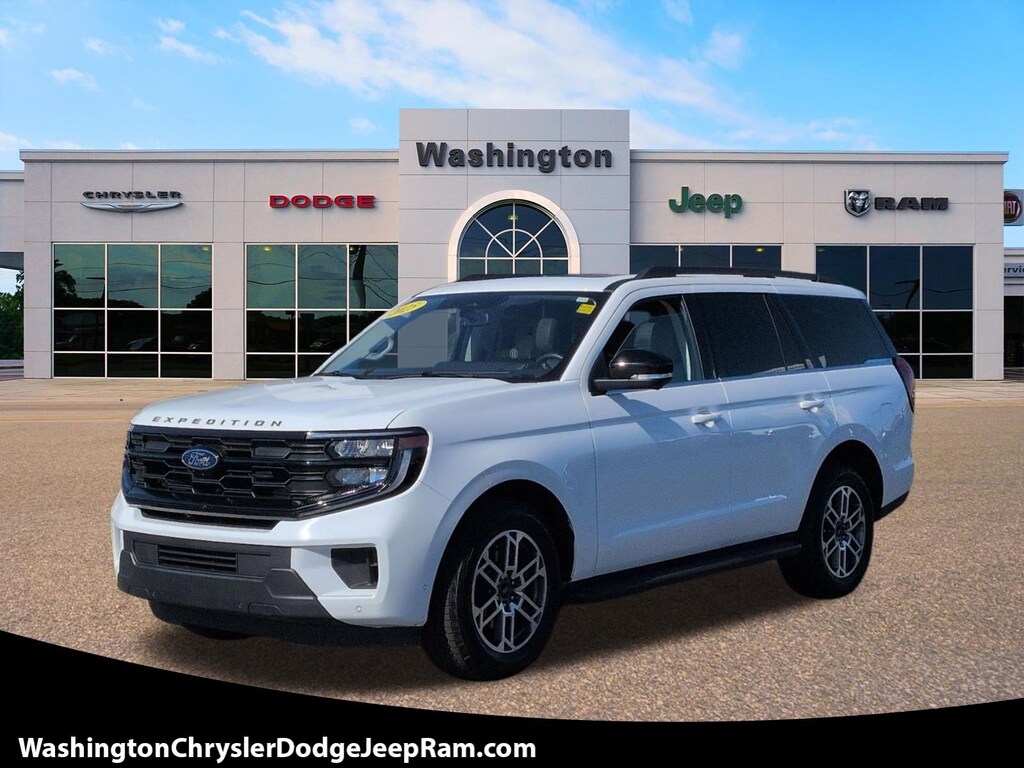 Used 2025 Ford Expedition Active SUV