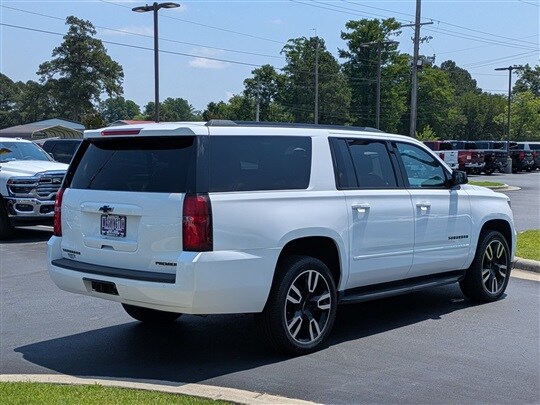 2019 Chevrolet Suburban Premier photo 4