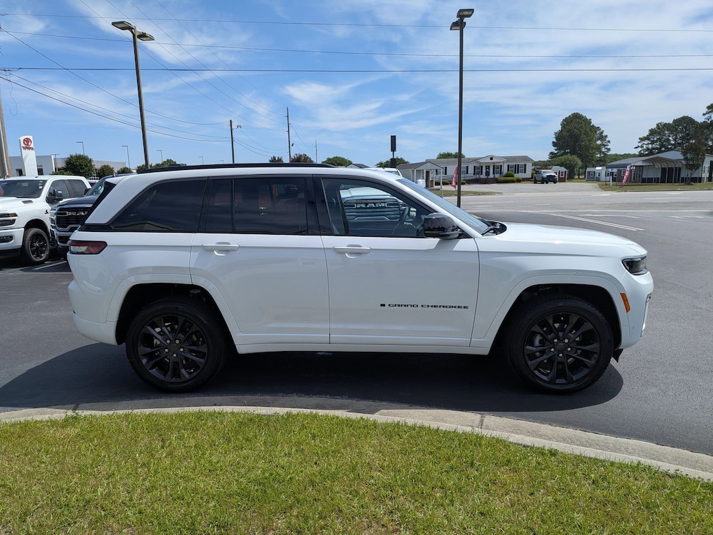 New 2026 Jeep Grand Cherokee Limited Sport Utility