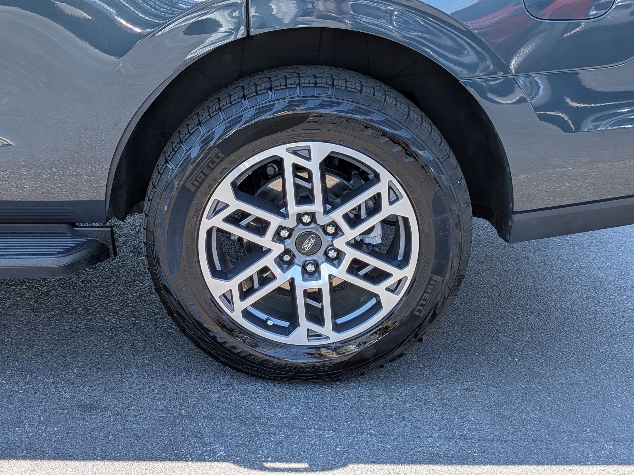 2025 Ford Expedition Active - Photo 9
