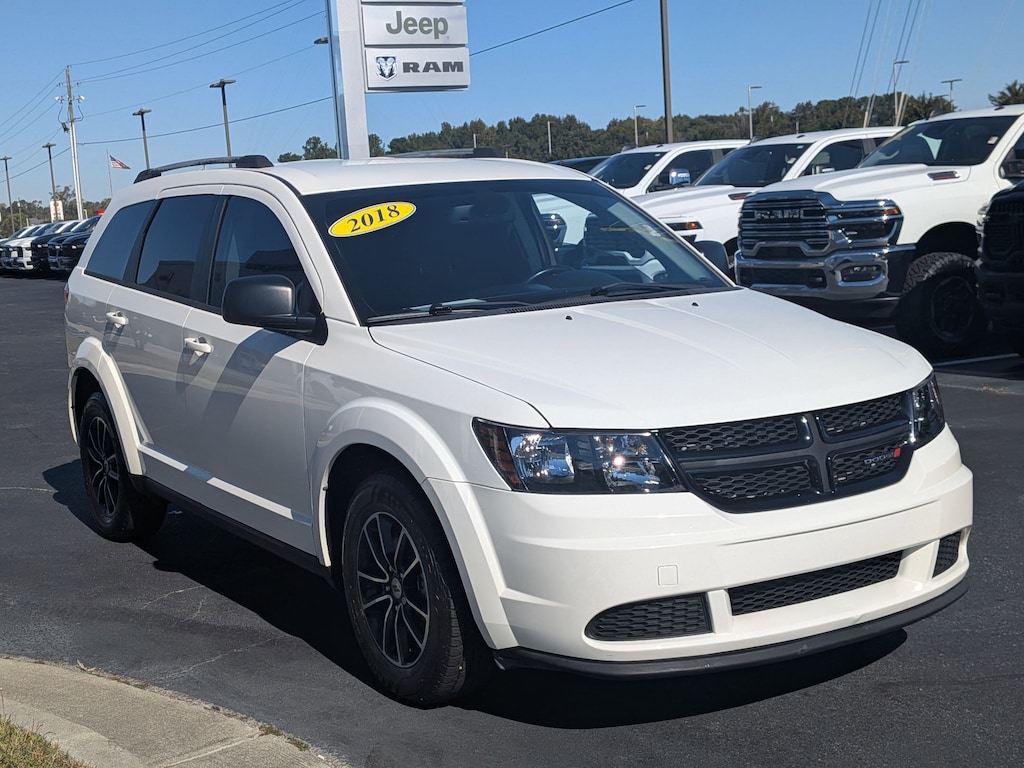 Used 2018 Dodge Journey SE SUV