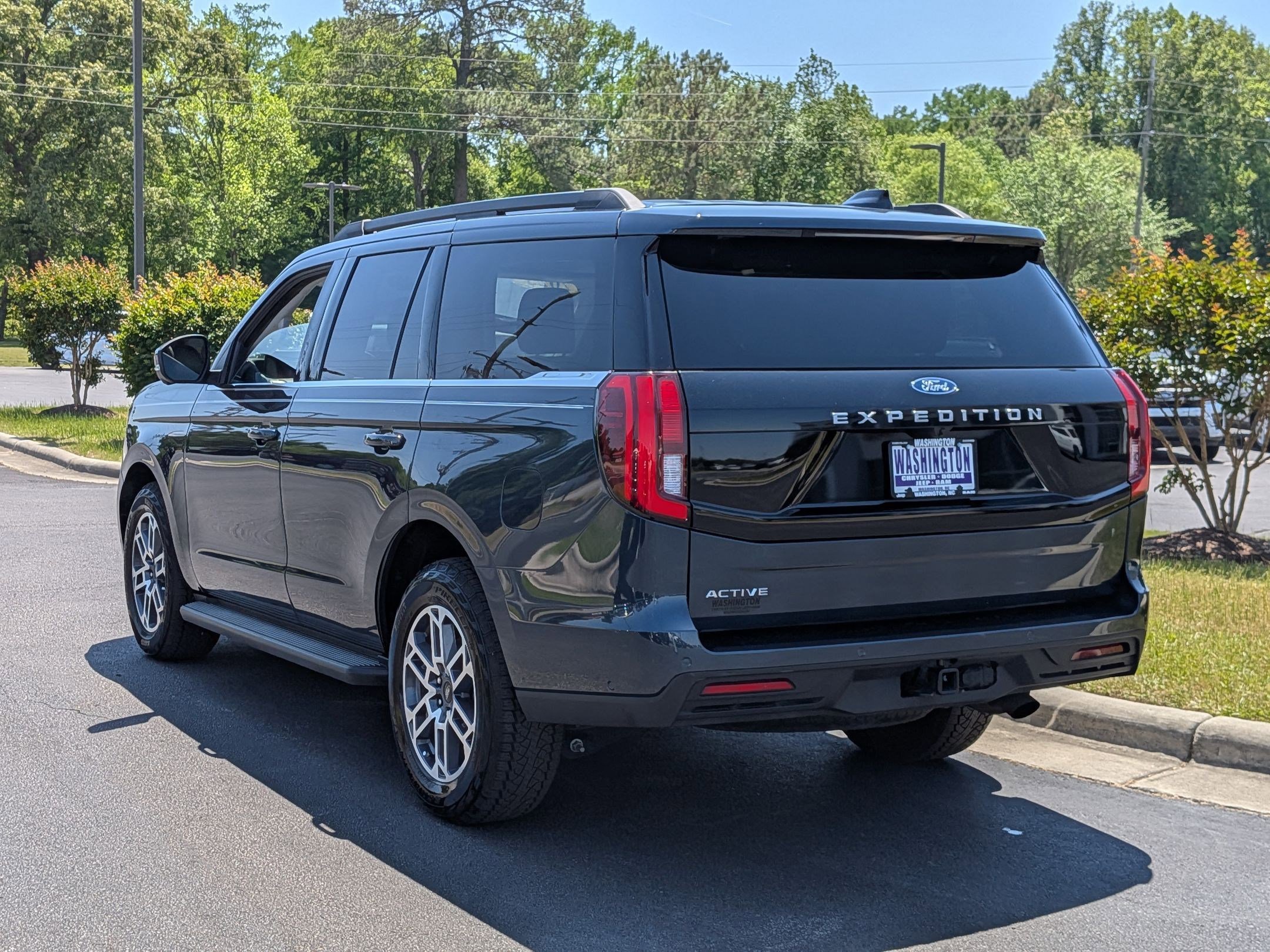 2025 Ford Expedition Active - Photo 7