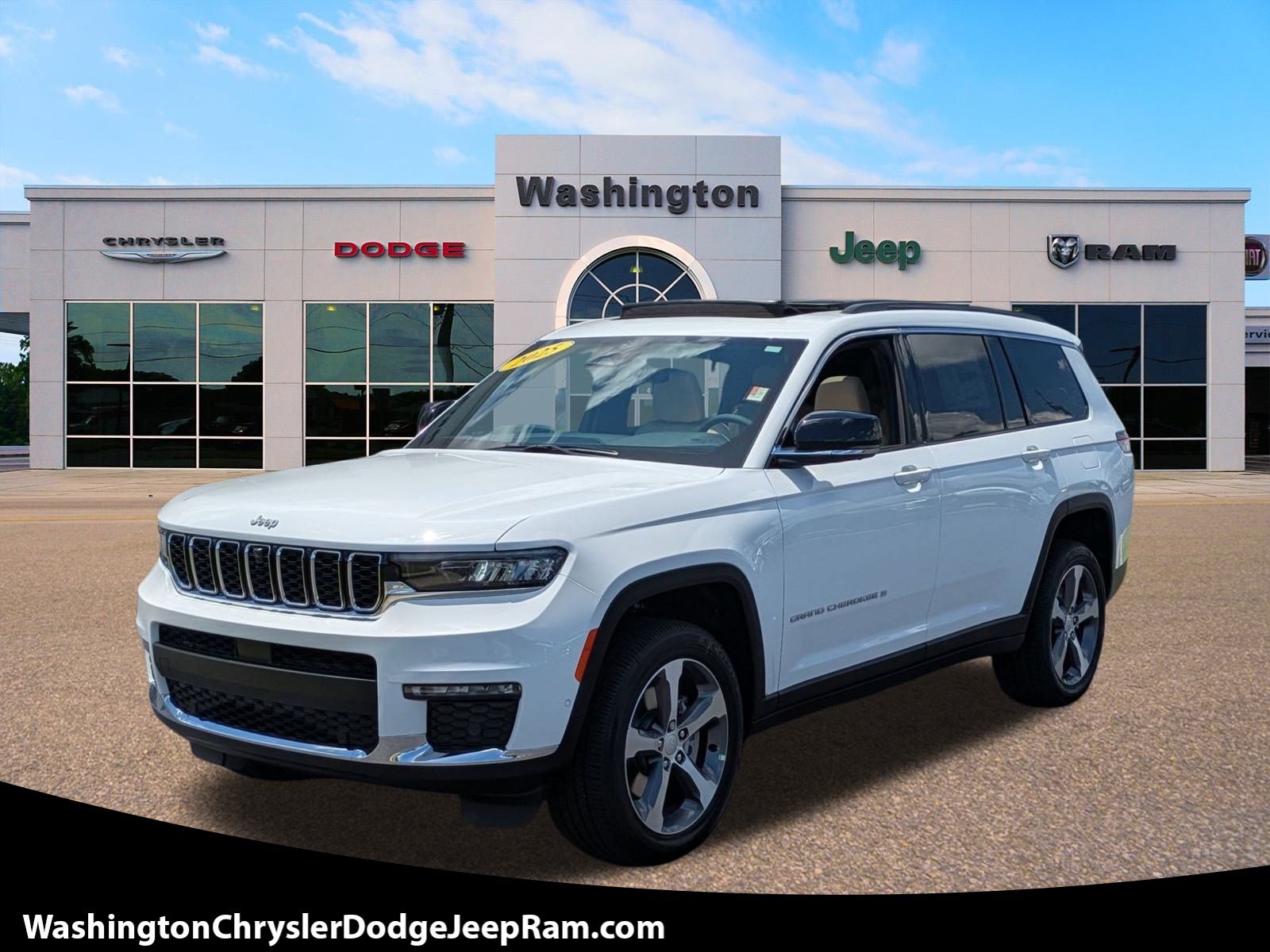 チャウヌ シーグリ 2023 OFFICIAL PHOTO BOOK in LA New Jeep Grand Cherokee L in Washington