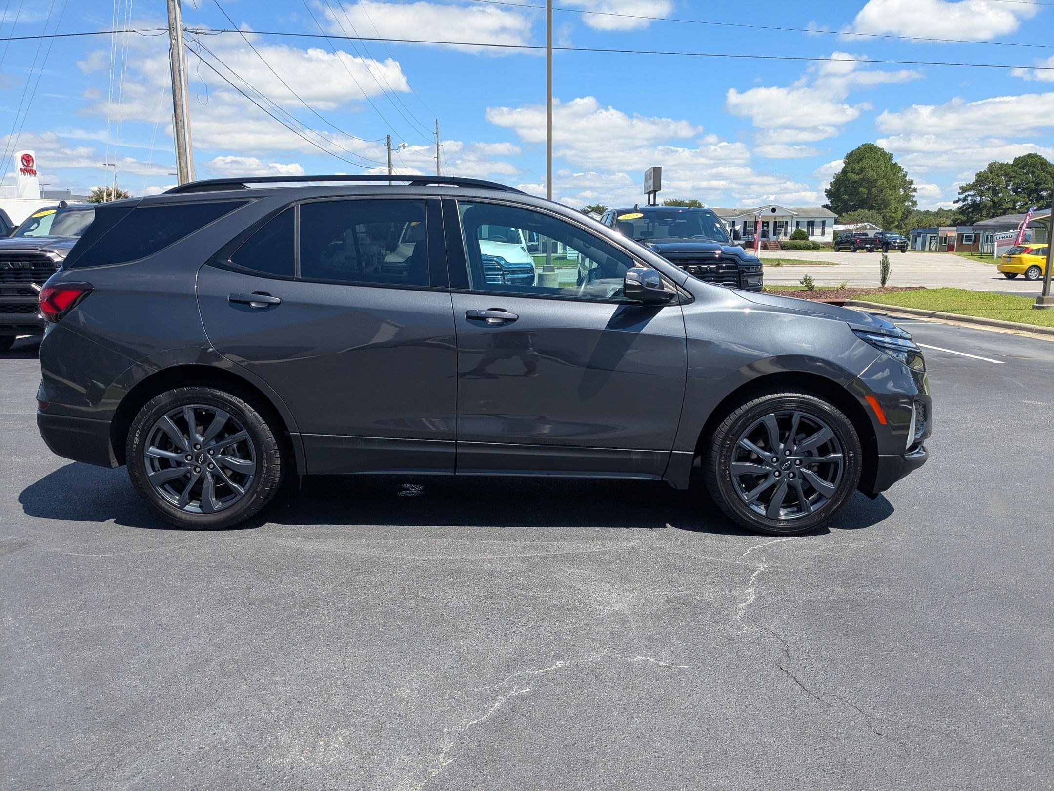 2022 Chevrolet Equinox RS photo 4