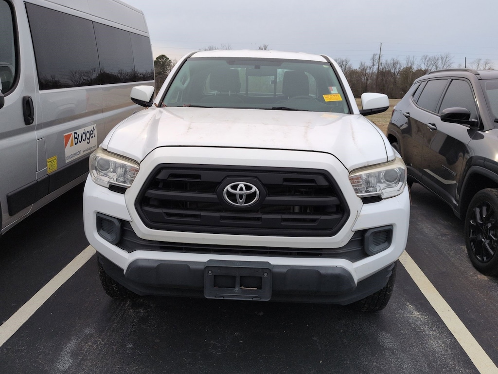 Used 2017 Toyota Tacoma Truck Access Cab