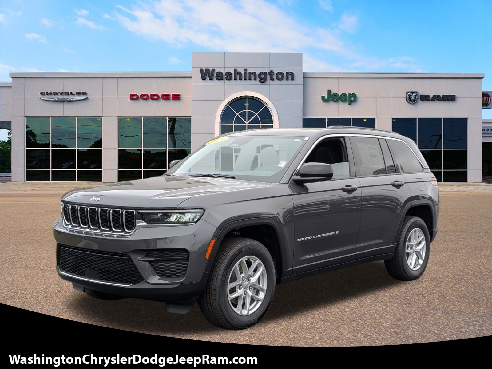 2025 Jeep Grand Cherokee Laredo's photo