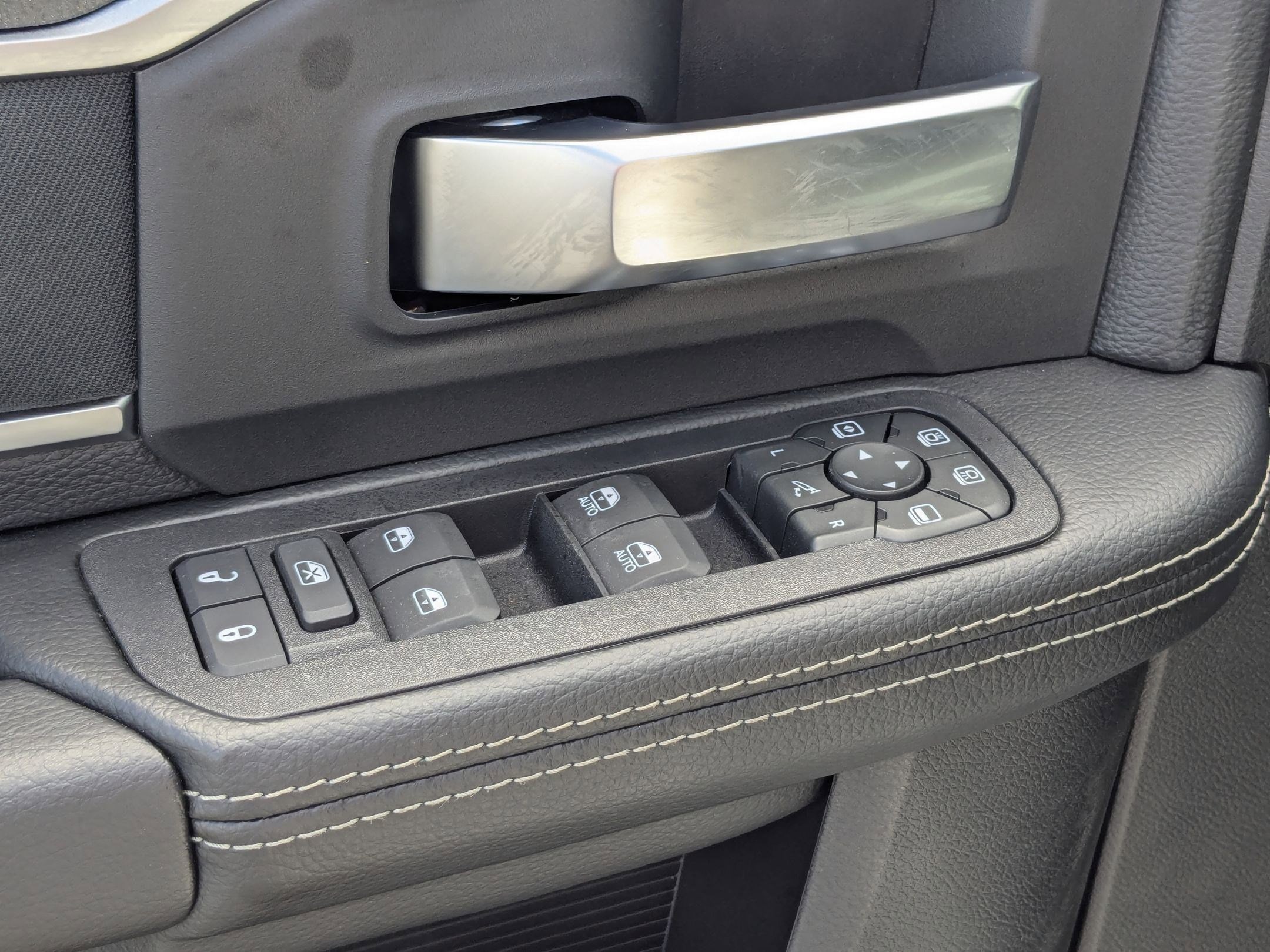 2026 RAM 2500 Big Horn - Photo 11