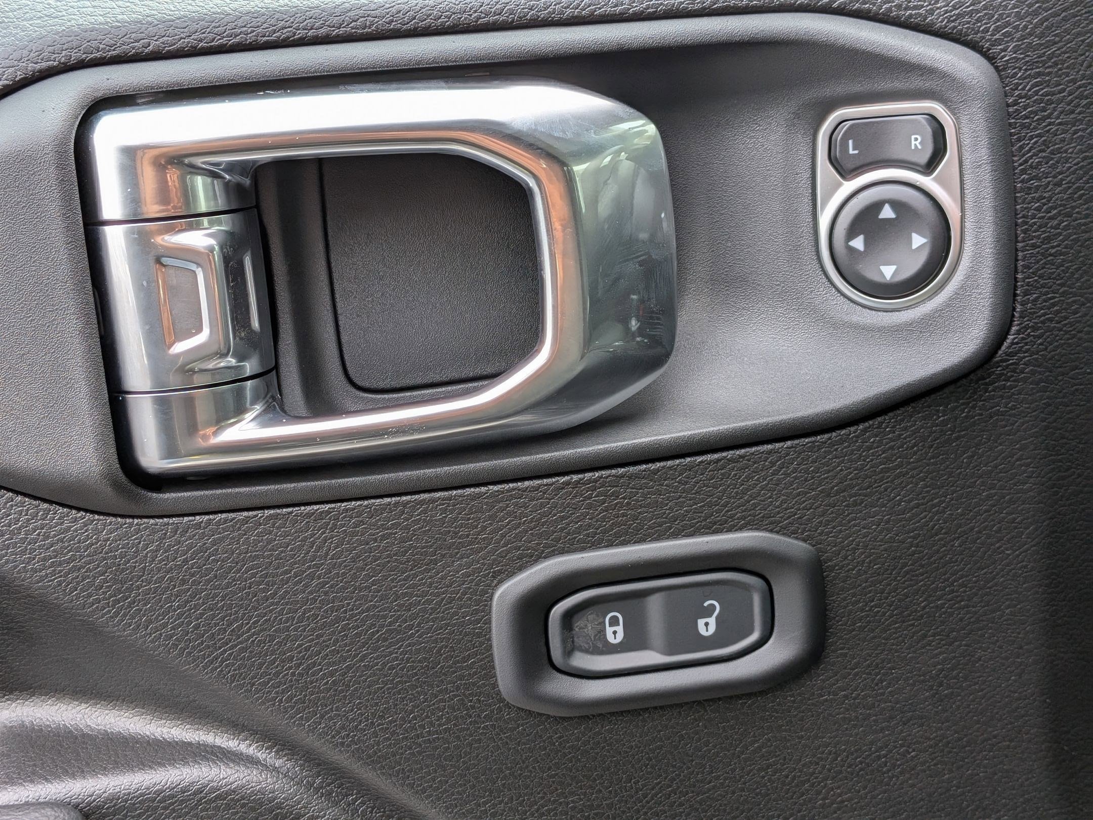 2025 Jeep Gladiator Sport S - Photo 11