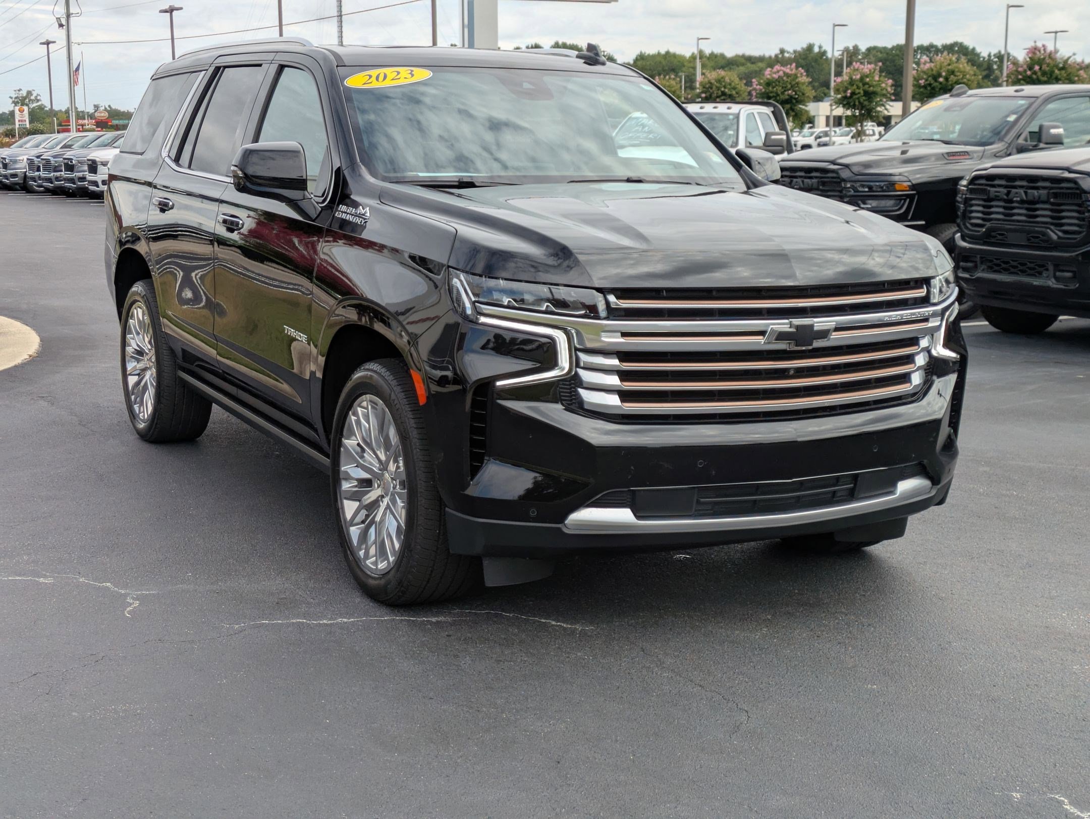 2023 Chevrolet Tahoe High Country photo 3