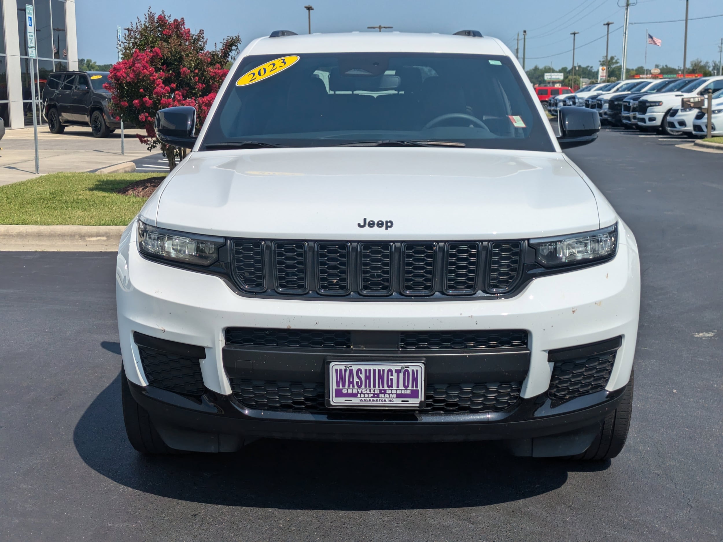 Used 2023 Jeep Grand Cherokee L Altitude with VIN 1C4RJKAG5P8719588 for sale in Washington, NC