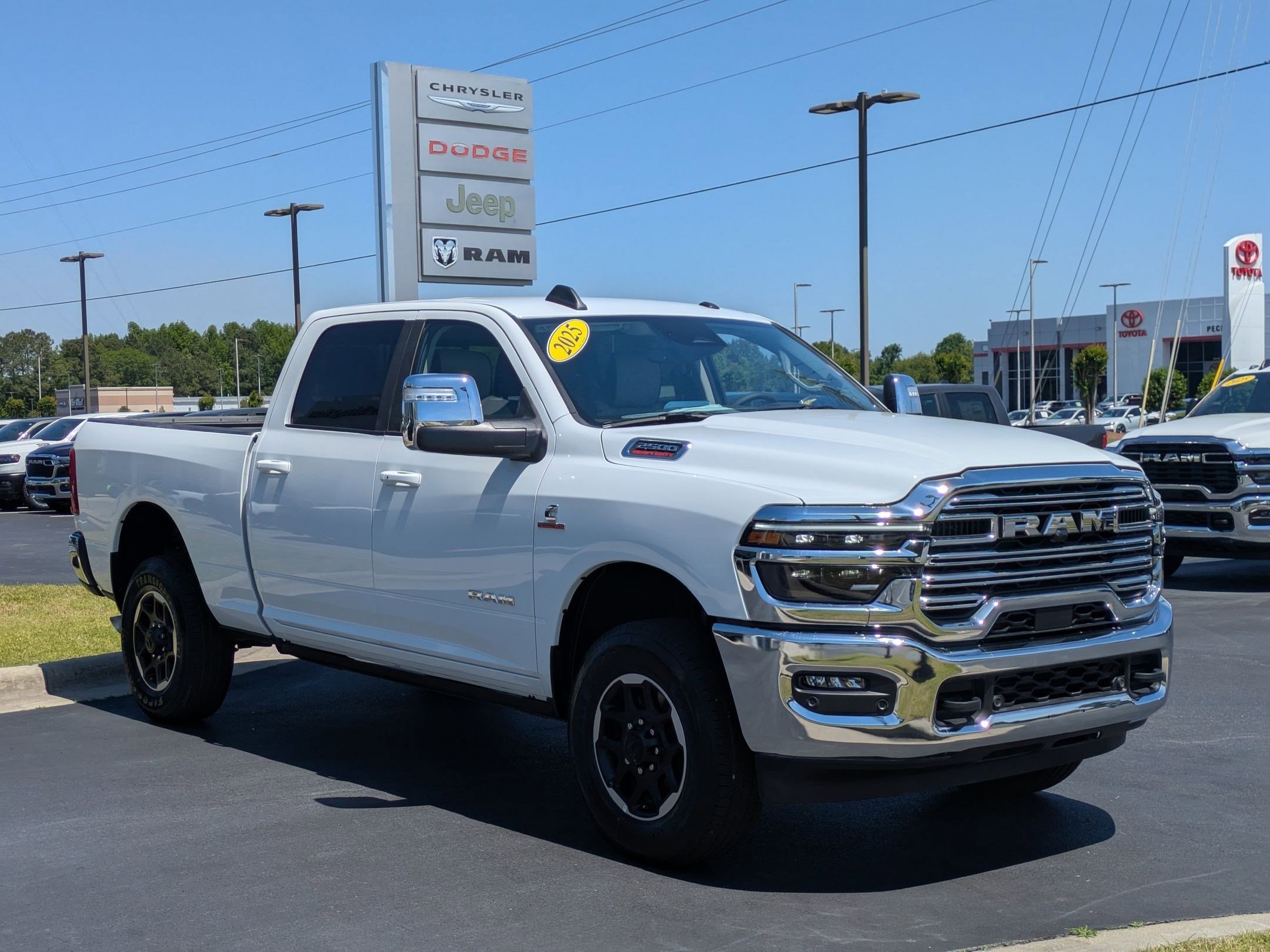 2025 Ram 2500 Laramie photo 3