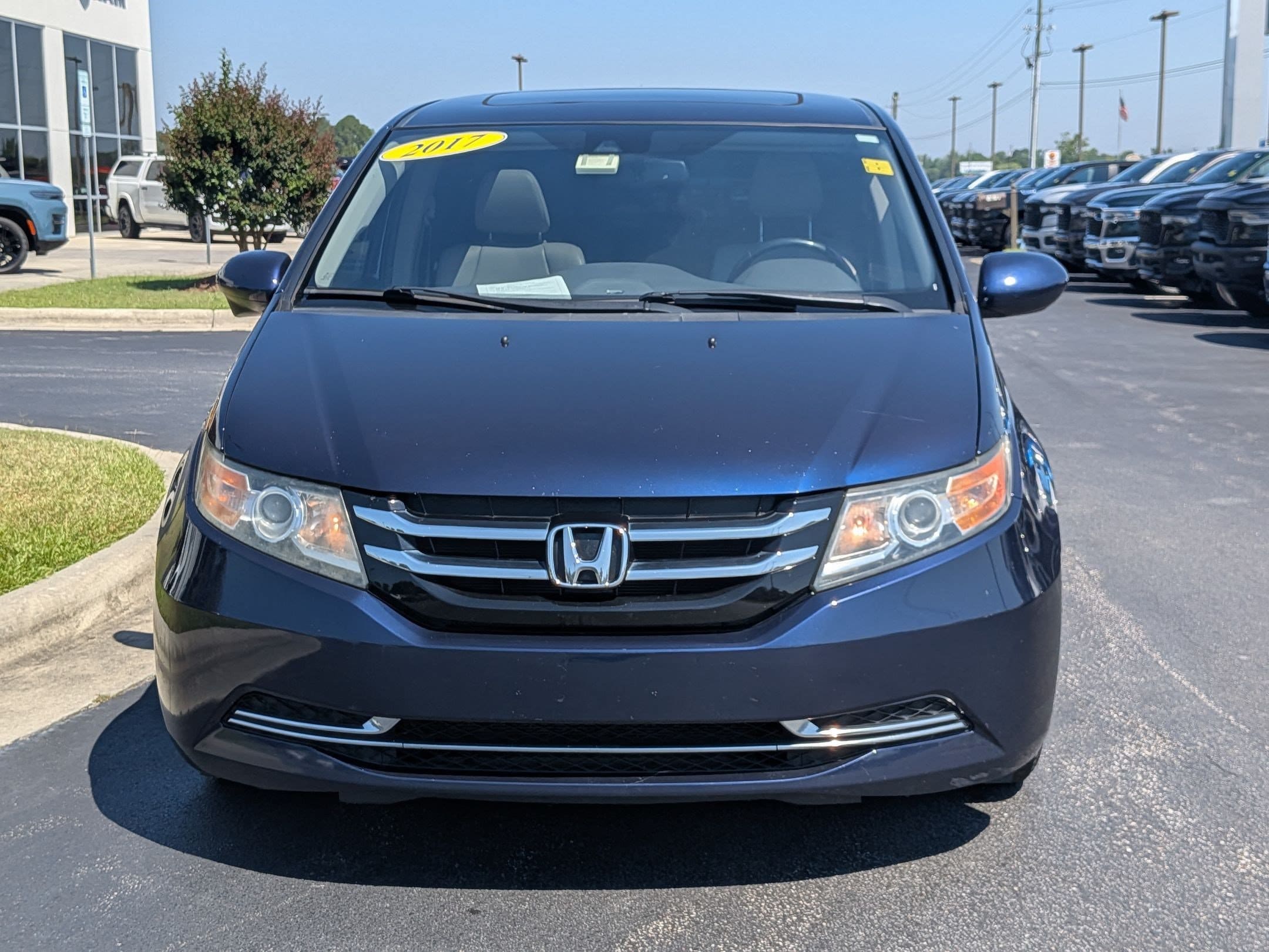 View vehicle photo 2