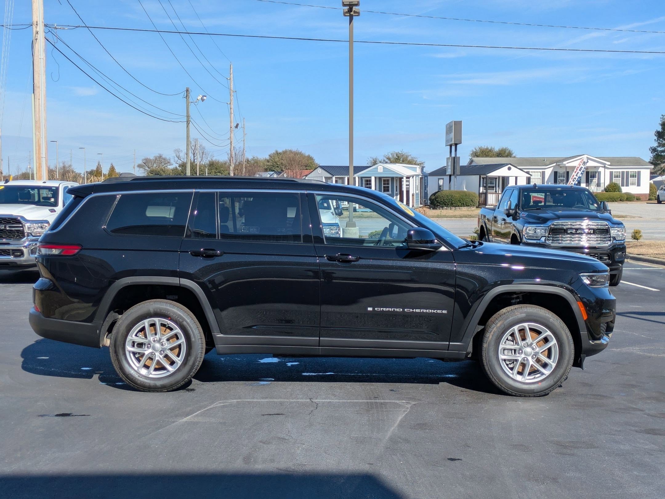 2025 Jeep Grand Cherokee L photo 4