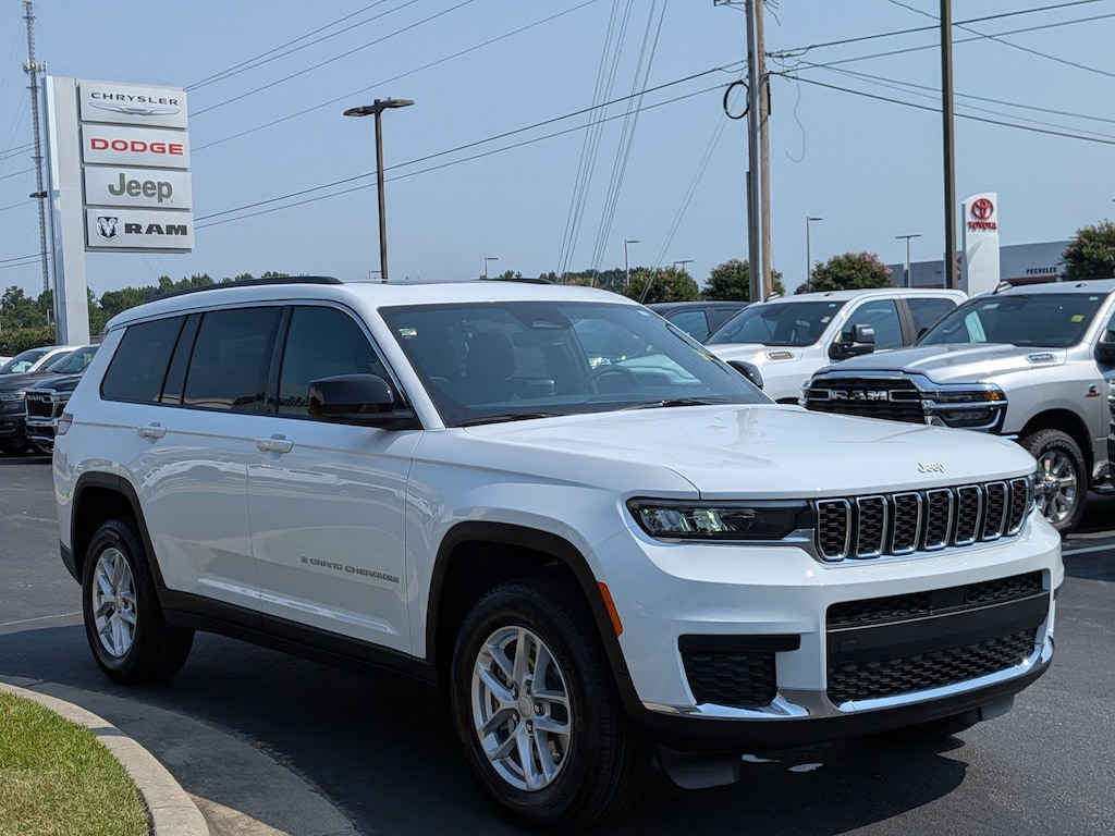 New 2026 Jeep Grand Cherokee L Laredo Sport Utility