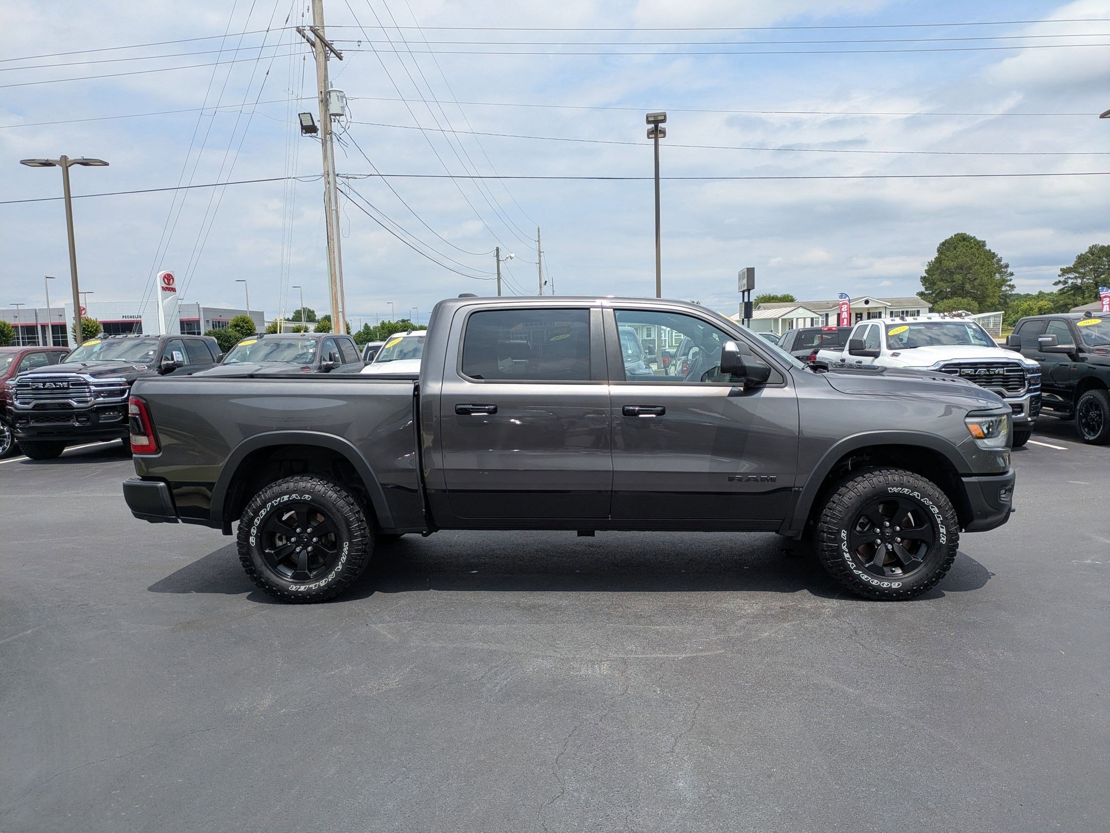 2024 Ram 1500 Rebel photo 4